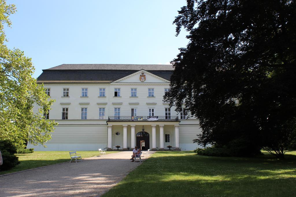 Hotel Sonata Hradec nad Moravicí Exterior foto